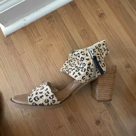 Toms Majorca Block Heel Sandal - Picture 5 of 7